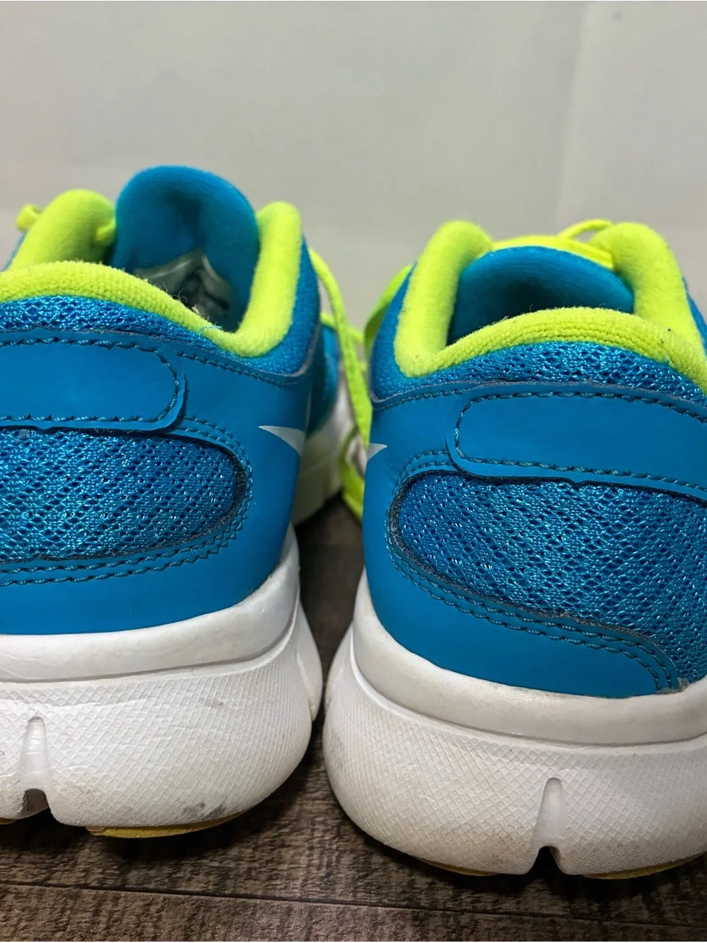 Nike Flex Experience Run Women’s Running Shoes Blue Size 6.5 Athletic Sneakers